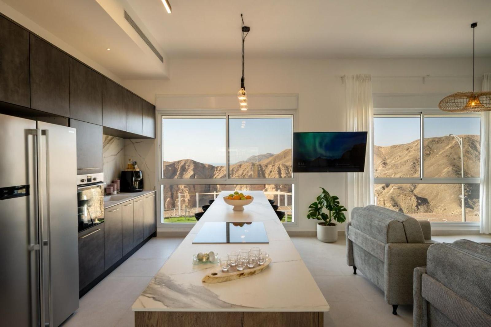 Mountain And Sea View - Penthouse With Private Pool Apartamento Eilat Exterior foto